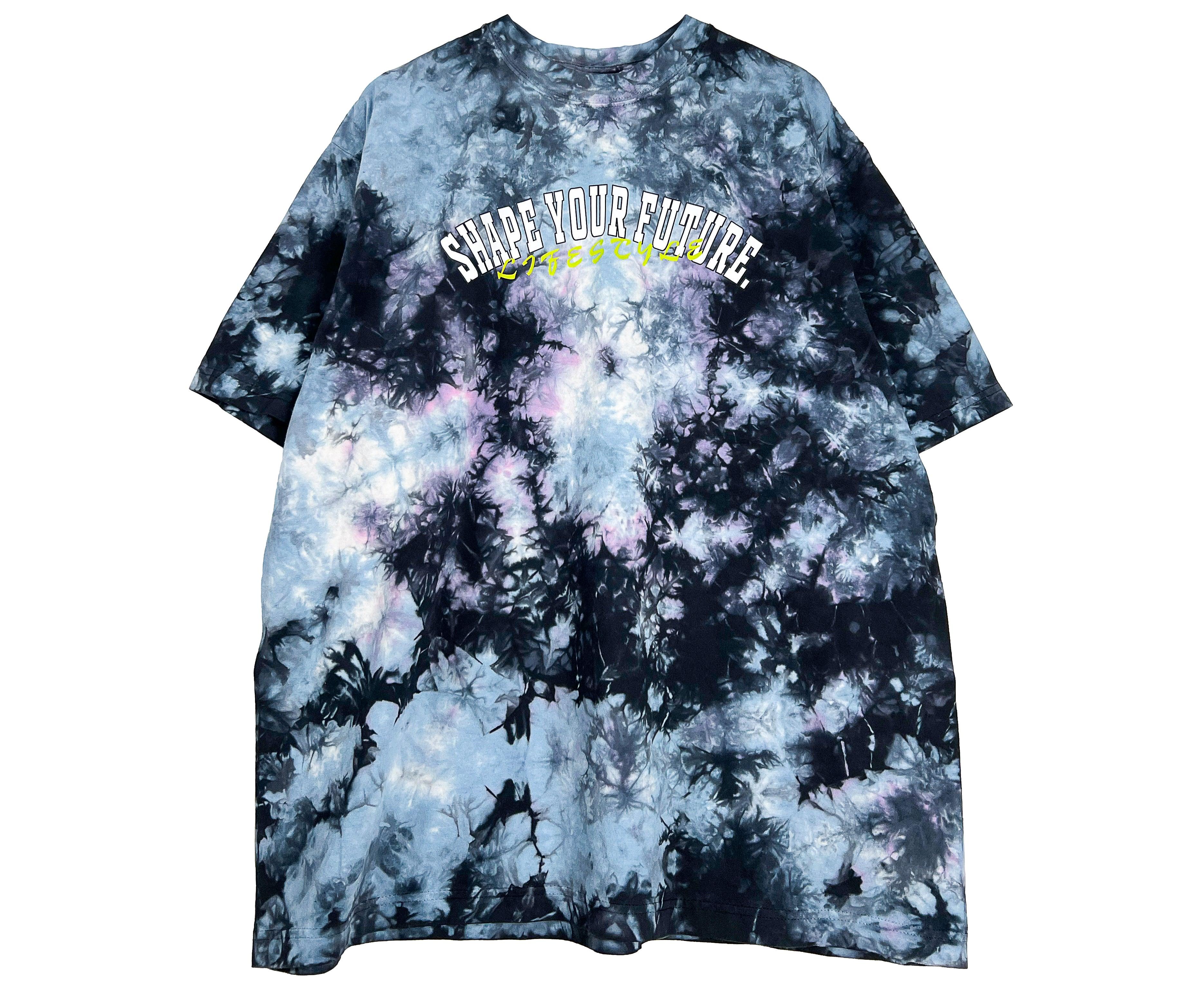 UNIVERSE OVERSIZED TEE